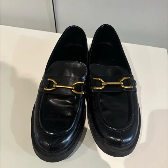 Zara Flat Buckle Black Loafers - Picture 2 of 4